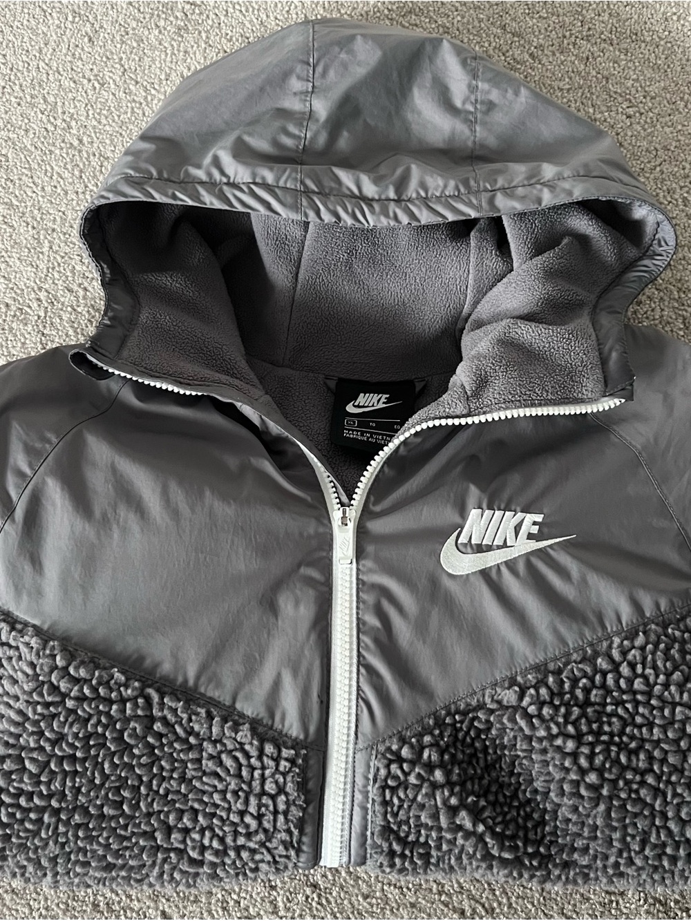 Nike Boys XL Gray Hooded Jacket with Sherpa lined.